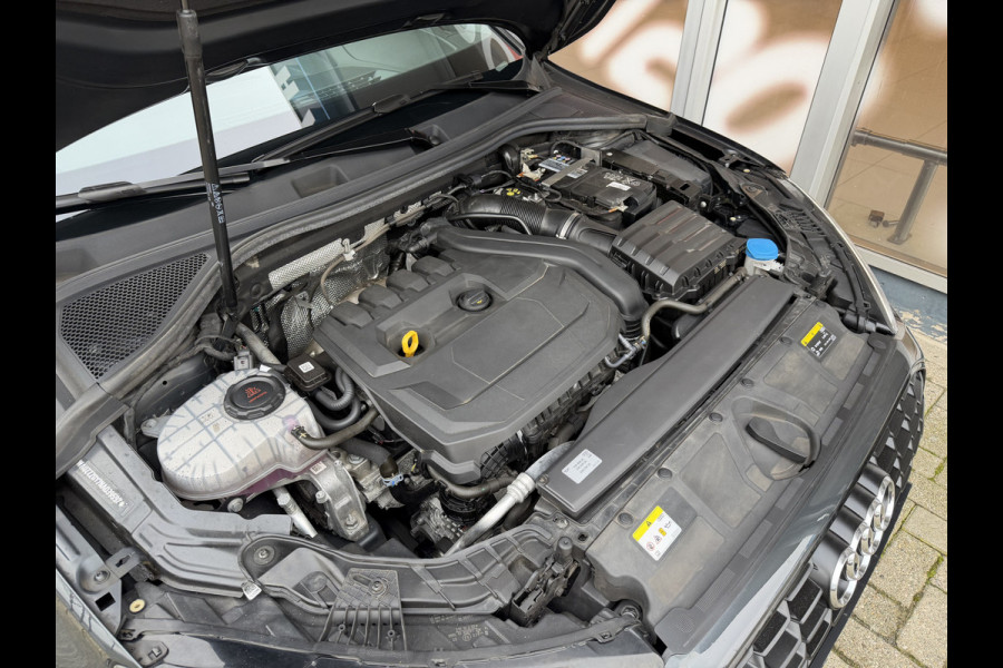 Audi A3 Sportback 35 TFSI 150pk Advanced Edition / Carplay / Camera / Parkeer assistent / 17'' LM / Trekhaak