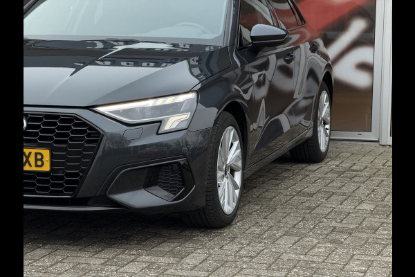 Audi A3 Sportback 35 TFSI 150pk Advanced Edition / Carplay / Camera / Parkeer assistent / 17'' LM / Trekhaak