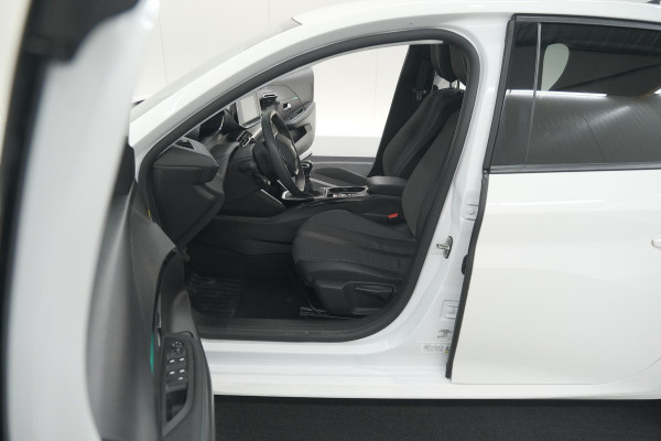 Peugeot 208 PureTech 100 Allure | Apple Carplay | Parkeersensoren