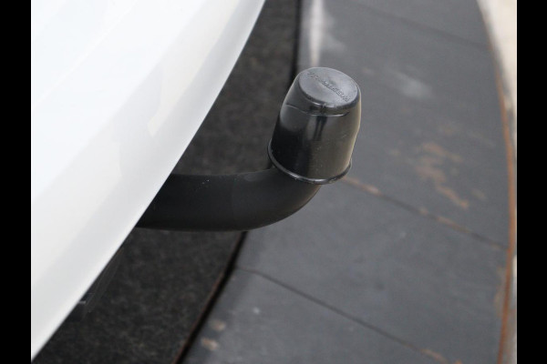 Opel Astra 1.0 Turbo 120 Jaar Edition | Trekhaak | Carplay | Navigatie | Cruise control | Airco | Parkeerhulp | LED | 16'' Lichtmetalen velgen