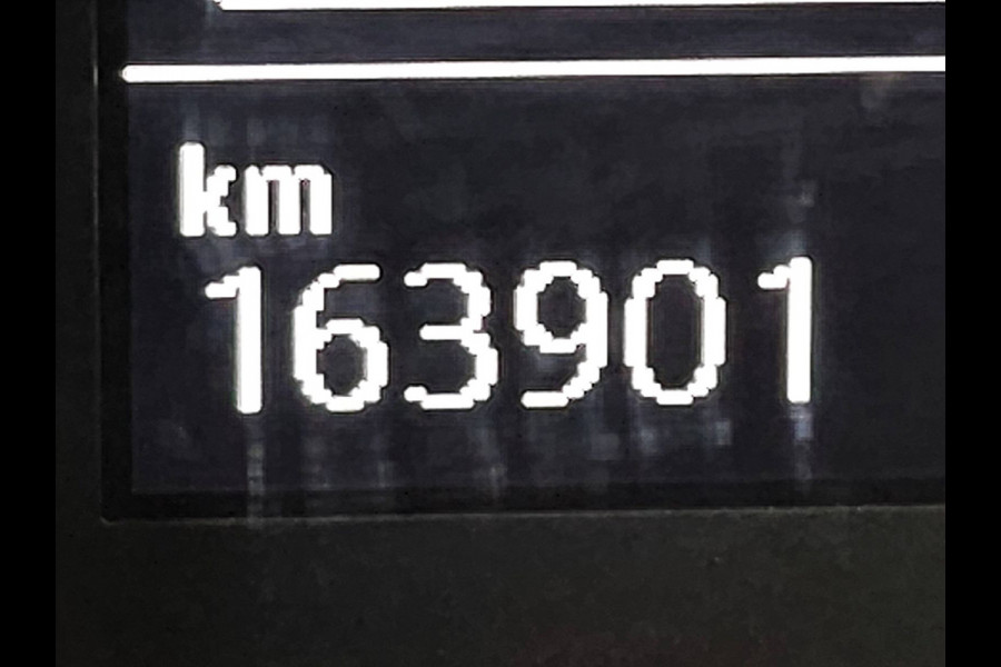 Volkswagen Crafter 35 2.0 TDI L4H3 Automaat Navi Camera Airco Cruise Control PDC Trekhaak Euro6 177 PK!