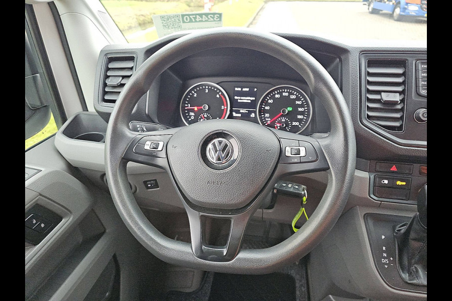 Volkswagen Crafter 35 2.0 TDI L4H3 Automaat Navi Camera Airco Cruise Control PDC Trekhaak Euro6 177 PK!