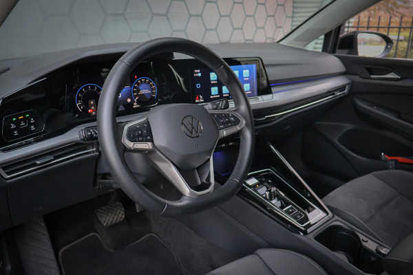 Volkswagen Golf Variant 1.5 eTSI Style | MEMORY SEATS | MASSAGE | STOELVERWARMING | ADAPTIVE CRUISE | SFEERVERLICHTING | APPLE CARPLAY |