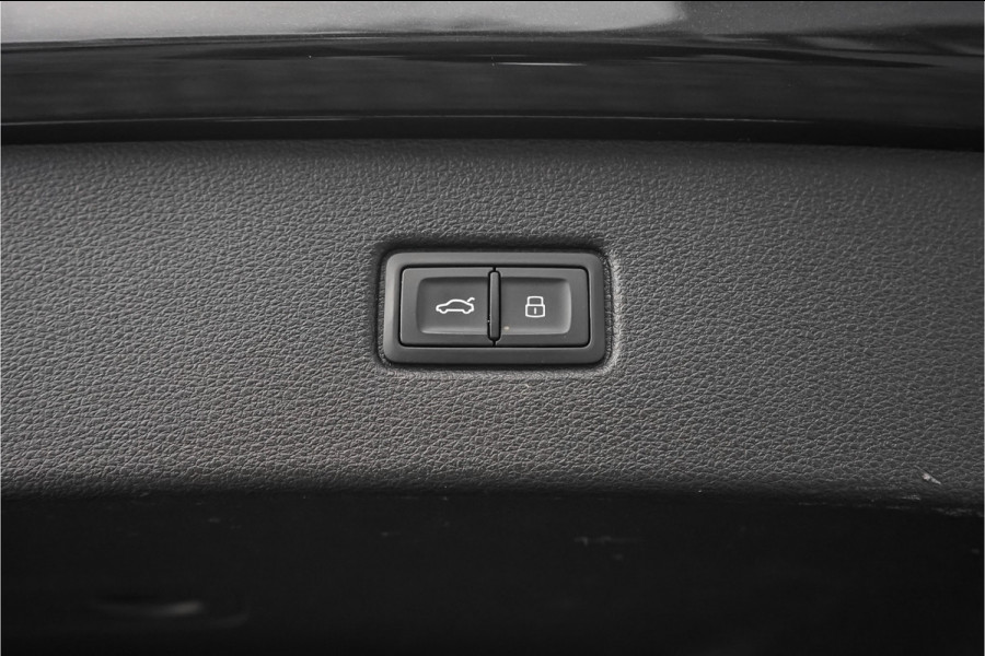 Audi Q7 60 TFSI e Quattro Competition Pano ACC Bose SoftClose Luchtvering 22"