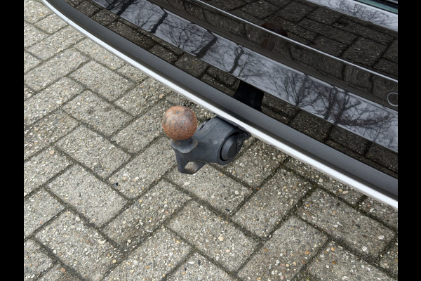 Škoda Kodiaq 1.5 TSI Sportline Business / Keyless / Afn. Trekhaak (1.800 KG) / Parkeersensoren / Carplay / 19'' LM / Camera /