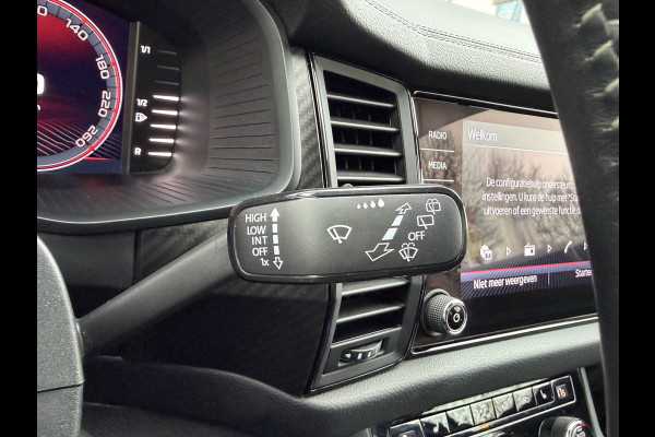 Škoda Kodiaq 1.5 TSI Sportline Business / Keyless / Afn. Trekhaak (1.800 KG) / Parkeersensoren / Carplay / 19'' LM / Camera /