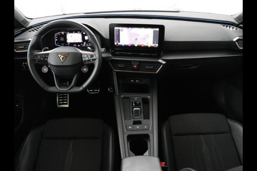 CUPRA Leon 1.4 eHybrid VZ | 245pk | Panoramadak | Stoelverwarming | Adaptive cruise | Camera | Carplay | Keyless | Sfeerverlichting | Navigatie | Sportstoelen | PHEV | Plug In