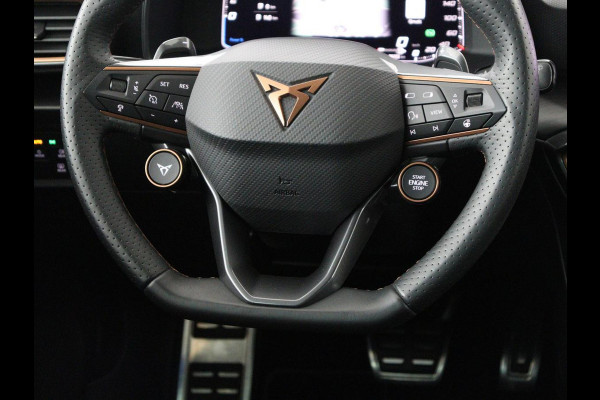 CUPRA Leon 1.4 eHybrid VZ | 245pk | Panoramadak | Stoelverwarming | Adaptive cruise | Camera | Carplay | Keyless | Sfeerverlichting | Navigatie | Sportstoelen | PHEV | Plug In