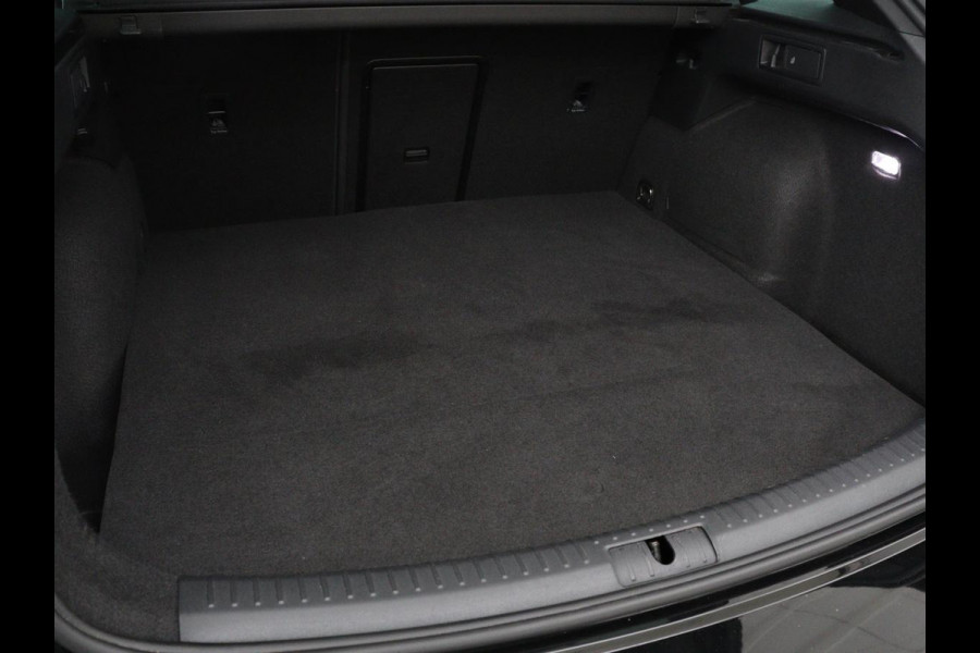 CUPRA Leon 1.4 eHybrid VZ | 245pk | Panoramadak | Stoelverwarming | Adaptive cruise | Camera | Carplay | Keyless | Sfeerverlichting | Navigatie | Sportstoelen | PHEV | Plug In