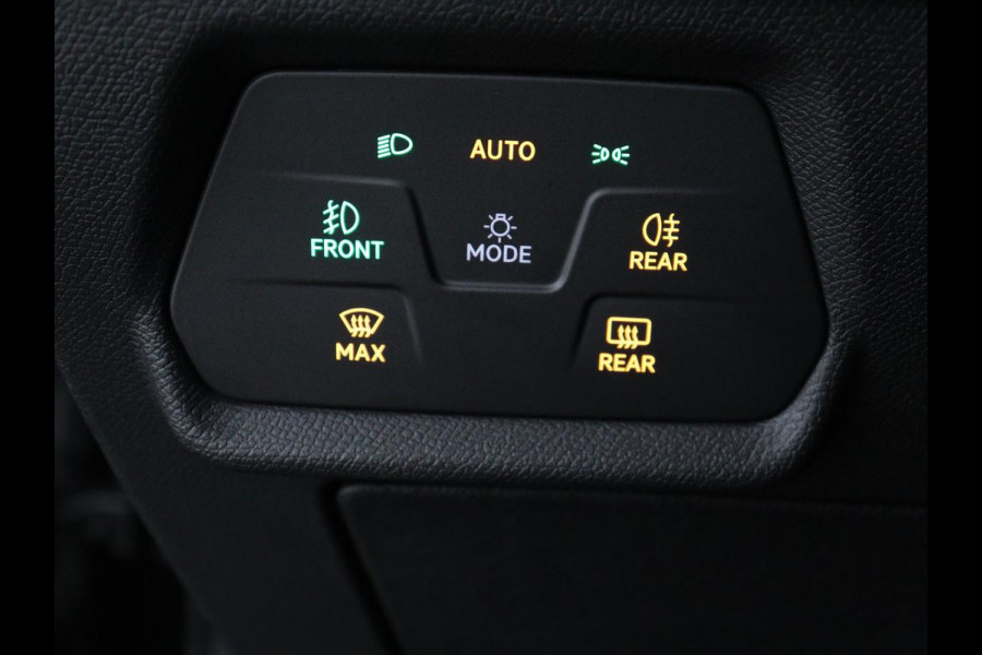 CUPRA Leon 1.4 eHybrid VZ | 245pk | Panoramadak | Stoelverwarming | Adaptive cruise | Camera | Carplay | Keyless | Sfeerverlichting | Navigatie | Sportstoelen | PHEV | Plug In