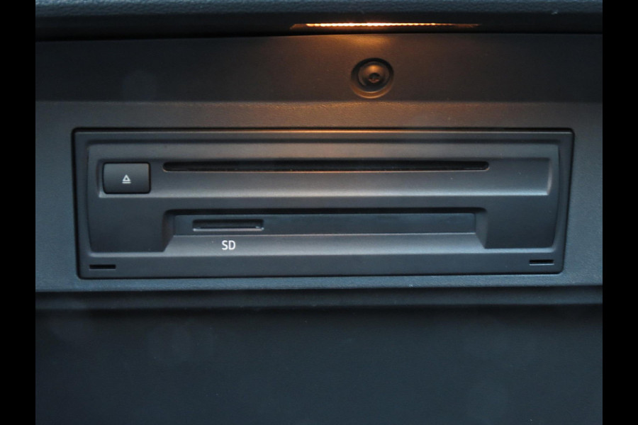 Volkswagen T-Cross 1.0 TSI Life | AIRCO | LM VELGEN | DAB+ RADIO |