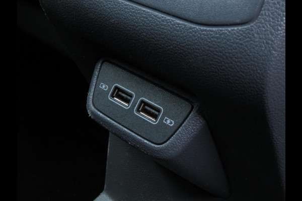 Volkswagen T-Cross 1.0 TSI Life | AIRCO | LM VELGEN | DAB+ RADIO |