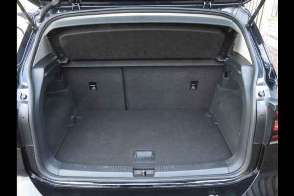 Volkswagen T-Cross 1.0 TSI Life | AIRCO | LM VELGEN | DAB+ RADIO |