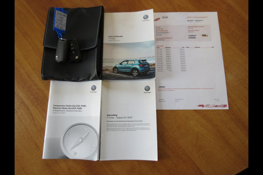 Volkswagen T-Cross 1.0 TSI Life | AIRCO | LM VELGEN | DAB+ RADIO |
