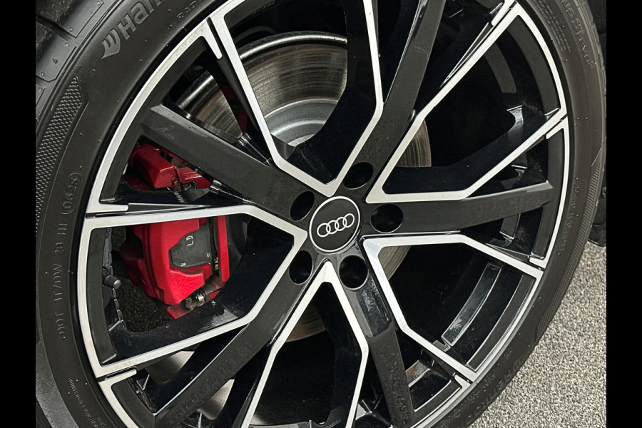 Audi A6 Avant 55 367pk S-Competition Hybrid | 37dkm | 10-2022 | Panodak | ACC | Audi Lane Assist | Trekhaak 2000kg | Stoel en Stuurwielverwarming | Standkachel | 4-Zone | Carplay | S-Line | 37dkm | 10-2022 | Rijklaarprijs met Bovag Garantie.