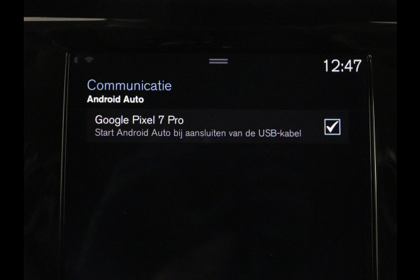 Volvo V60 2.0 D3 Momentum Pro | Trekhaak | Half leder | Carplay | Navigatie | Full LED | Cruise control | Parkeerhulp | Bluetooth