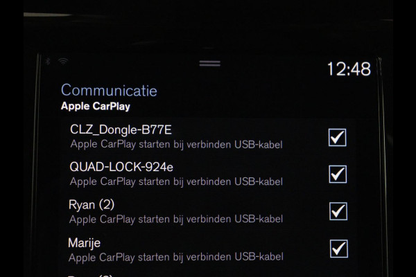 Volvo V60 2.0 D3 Momentum Pro | Trekhaak | Half leder | Carplay | Navigatie | Full LED | Cruise control | Parkeerhulp | Bluetooth