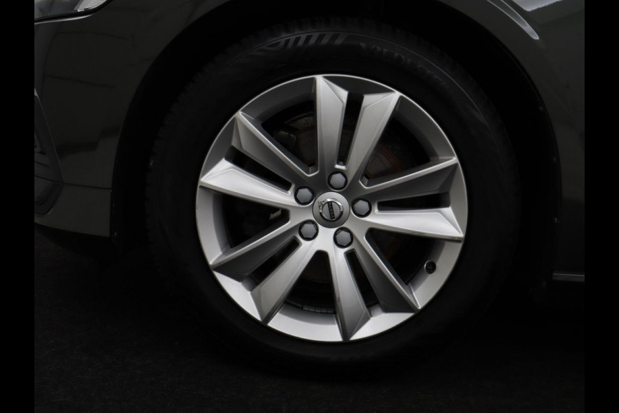 Volvo V60 2.0 D3 Momentum Pro | Trekhaak | Half leder | Carplay | Navigatie | Full LED | Cruise control | Parkeerhulp | Bluetooth
