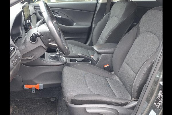 Hyundai i30 1.0 T-GDi MHEV Comfort Smart | Trekhaak | LED | Climate | Navi | Camera | CC |