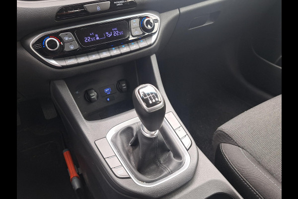 Hyundai i30 1.0 T-GDi MHEV Comfort Smart | Trekhaak | LED | Climate | Navi | Camera | CC |