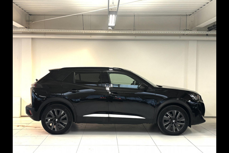 Peugeot e-2008 EV GT 50 kWh | ELEKTRISCH SCHUIFDAK | Alcantara | Stoelverwarming | Navigatie | Adaptive cruise control
