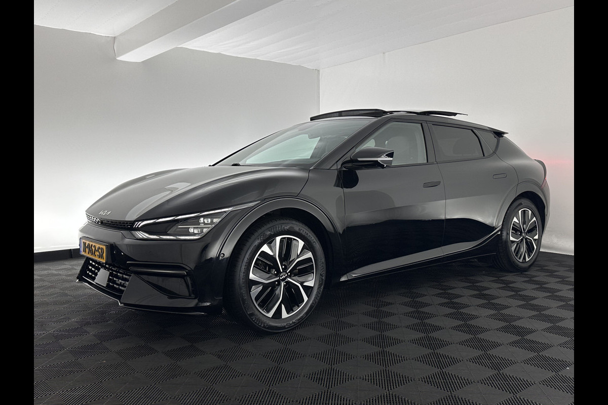 Kia Ev6 GT-Line 77.4 kWh (INCL-BTW) Aut. *PANO | HEAD-UP | LEATHER-ALCANTARA | ADAPTIVE-CRUISE | DIGI-COCKPIT | MERIDIAN-AUDIO | MEMORYPACK | FULL-LED | KEYLESS | TOPVIEW | DAB | BLINDSPOT | NAVI-FULLMAP | 19''ALU*