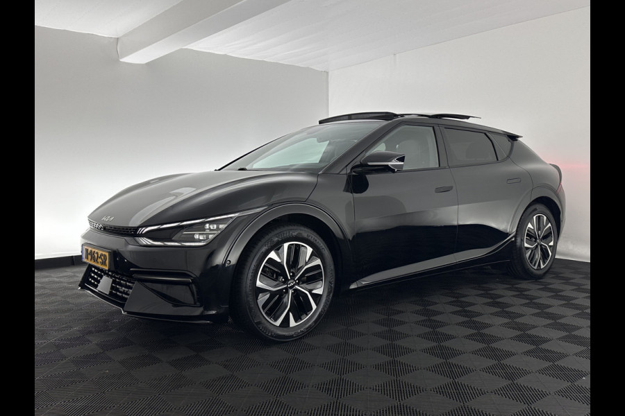 Kia Ev6 GT-Line 77.4 kWh (INCL-BTW) Aut. *PANO | HEAD-UP | LEATHER-ALCANTARA | ADAPTIVE-CRUISE | DIGI-COCKPIT | MERIDIAN-AUDIO | MEMORYPACK | FULL-LED | KEYLESS | TOPVIEW | DAB | BLINDSPOT | NAVI-FULLMAP | 19''ALU*