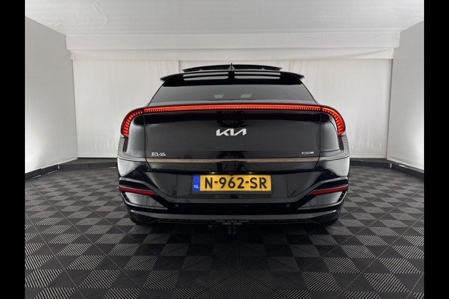 Kia Ev6 GT-Line 77.4 kWh (INCL-BTW) Aut. *PANO | HEAD-UP | LEATHER-ALCANTARA | ADAPTIVE-CRUISE | DIGI-COCKPIT | MERIDIAN-AUDIO | MEMORYPACK | FULL-LED | KEYLESS | TOPVIEW | DAB | BLINDSPOT | NAVI-FULLMAP | 19''ALU*