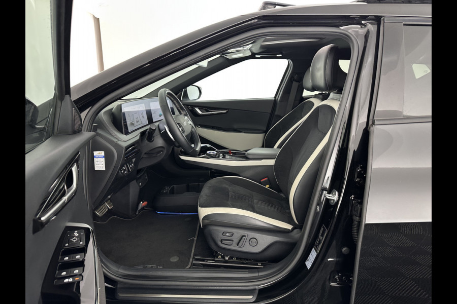 Kia Ev6 GT-Line 77.4 kWh (INCL-BTW) Aut. *PANO | HEAD-UP | LEATHER-ALCANTARA | ADAPTIVE-CRUISE | DIGI-COCKPIT | MERIDIAN-AUDIO | MEMORYPACK | FULL-LED | KEYLESS | TOPVIEW | DAB | BLINDSPOT | NAVI-FULLMAP | 19''ALU*