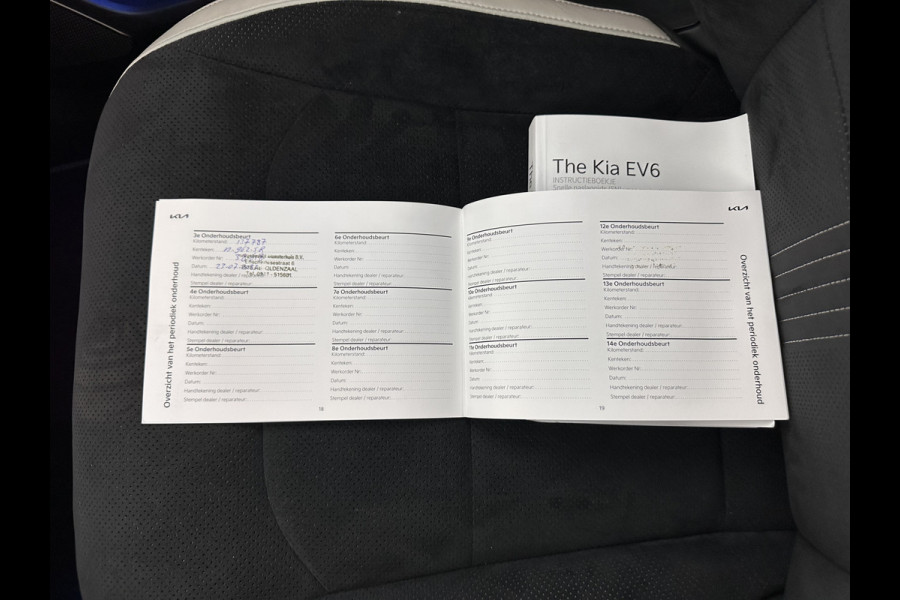 Kia Ev6 GT-Line 77.4 kWh (INCL-BTW) Aut. *PANO | HEAD-UP | LEATHER-ALCANTARA | ADAPTIVE-CRUISE | DIGI-COCKPIT | MERIDIAN-AUDIO | MEMORYPACK | FULL-LED | KEYLESS | TOPVIEW | DAB | BLINDSPOT | NAVI-FULLMAP | 19''ALU*