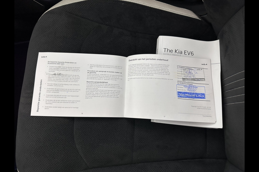 Kia Ev6 GT-Line 77.4 kWh (INCL-BTW) Aut. *PANO | HEAD-UP | LEATHER-ALCANTARA | ADAPTIVE-CRUISE | DIGI-COCKPIT | MERIDIAN-AUDIO | MEMORYPACK | FULL-LED | KEYLESS | TOPVIEW | DAB | BLINDSPOT | NAVI-FULLMAP | 19''ALU*