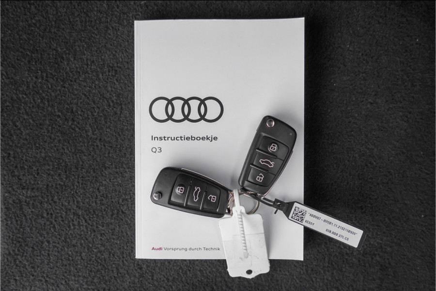 Audi Q3 45 TFSI e S edition ACC Matrix LED 20"