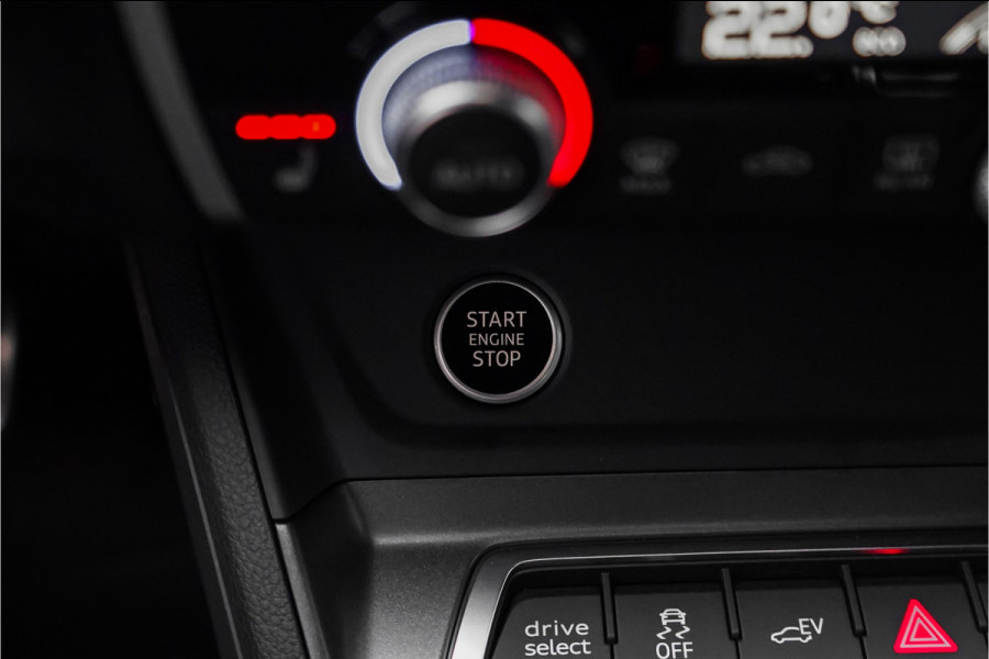 Audi Q3 45 TFSI e S edition ACC Matrix LED 20"