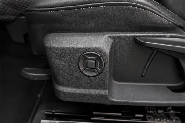 Audi Q3 45 TFSI e S edition ACC Matrix LED 20"