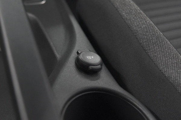 Peugeot 2008 PureTech 130 Active | Camera | Apple Carplay | Parkeersensoren