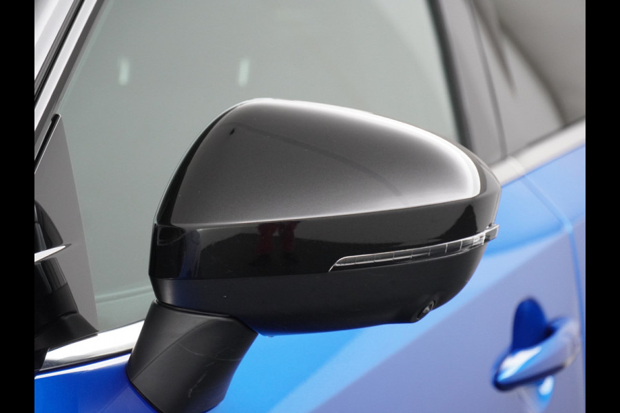 Nissan QASHQAI 1.5 e-Power Business Executive Apple  Carplay/Android Auto - Cruise Control - Dodehoekdetectie - 360 graden camera - Navigatie - Panorama dak - Stoelverwarming - Virena Zekerheidspakket €895,-