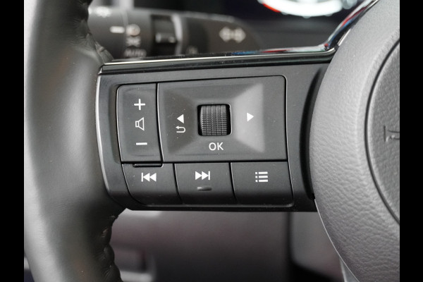 Nissan QASHQAI 1.5 e-Power Business Executive Apple  Carplay/Android Auto - Cruise Control - Dodehoekdetectie - 360 graden camera - Navigatie - Panorama dak - Stoelverwarming - Virena Zekerheidspakket €895,-