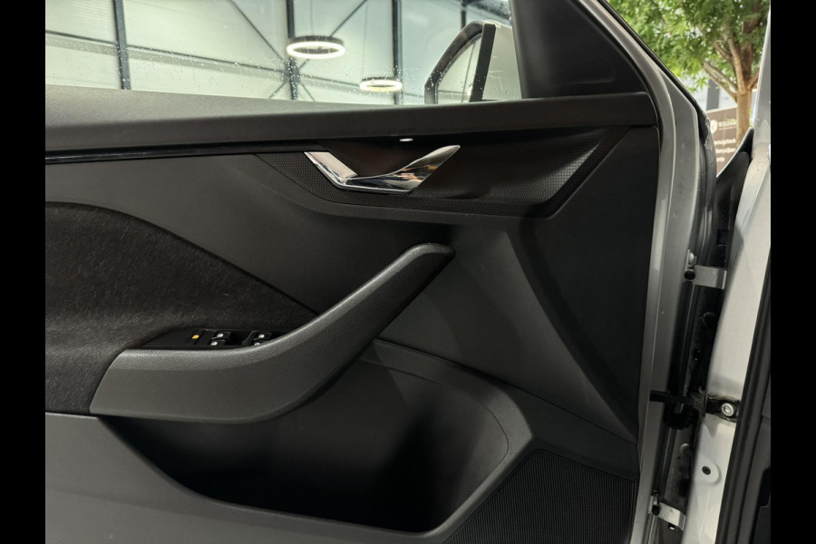 Škoda Kamiq 1.0 TSI Sport Business Garantie Carplay StoelVW Lane Ass Front Ass DAB Cruise Clima Navi LED Rijklaar