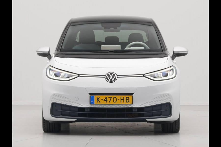 Volkswagen ID.3 First Plus 58 kWh 204pk Trekhaak Navigatie Camera Stoel/Stuurverwarming Acc