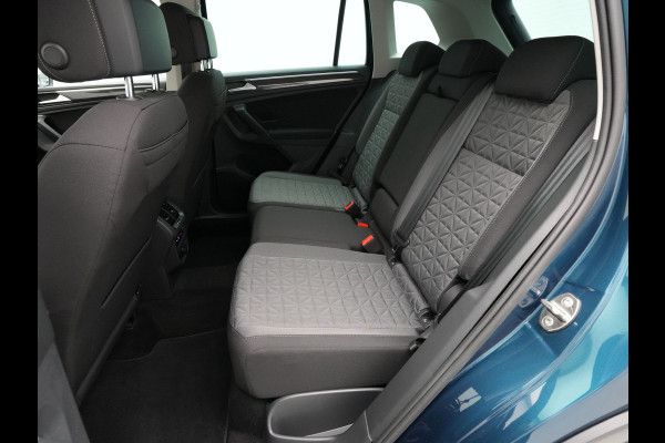 Volkswagen Tiguan 1.4 TSI eHybrid 245pk PHEV Life Navigatie Clima Pdc Acc Side Assist