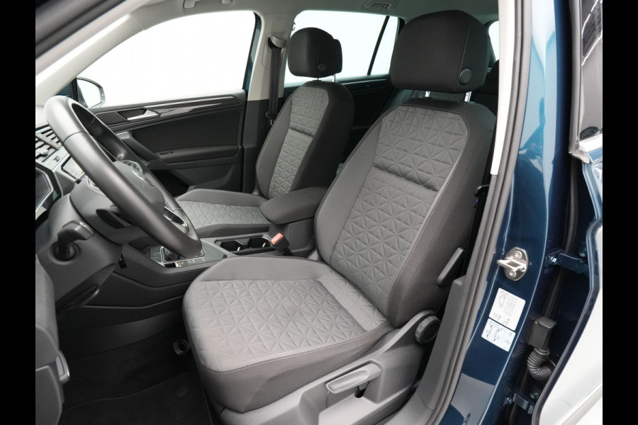 Volkswagen Tiguan 1.4 TSI eHybrid 245pk PHEV Life Navigatie Clima Pdc Acc Side Assist