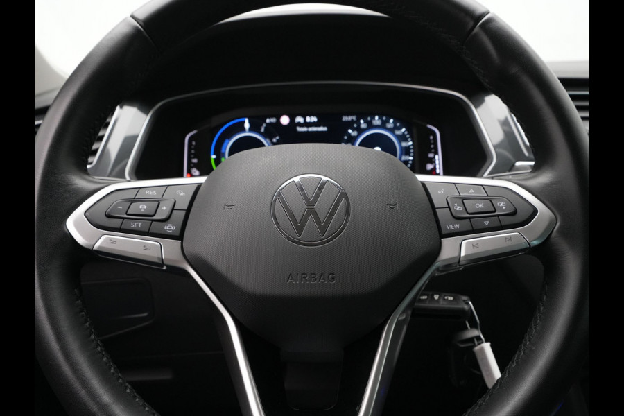 Volkswagen Tiguan 1.4 TSI eHybrid 245pk PHEV Life Navigatie Clima Pdc Acc Side Assist