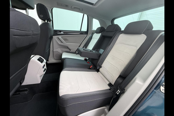 Volkswagen Tiguan 1.4 TSI eHybrid PHEV SUPER COMPLEET| SCHUIF/ KANTELDAK| DODE HOEK| ELEK. ACHTERKLEP| DIG. DASH | CAMERA| RIJKLAAR GELEVERD INCL. 12 MND BOVAG GARANTIE