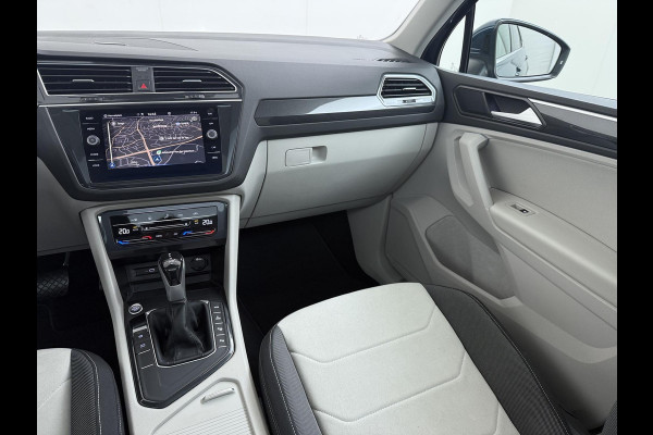 Volkswagen Tiguan 1.4 TSI eHybrid PHEV SUPER COMPLEET| SCHUIF/ KANTELDAK| DODE HOEK| ELEK. ACHTERKLEP| DIG. DASH | CAMERA| RIJKLAAR GELEVERD INCL. 12 MND BOVAG GARANTIE