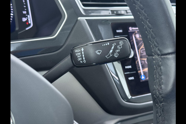 Volkswagen Tiguan 1.4 TSI eHybrid PHEV SUPER COMPLEET| SCHUIF/ KANTELDAK| DODE HOEK| ELEK. ACHTERKLEP| DIG. DASH | CAMERA| RIJKLAAR GELEVERD INCL. 12 MND BOVAG GARANTIE