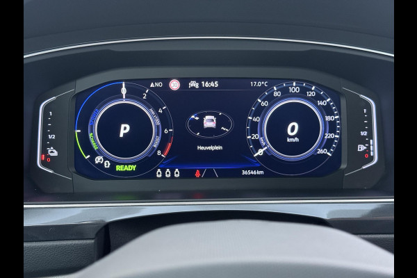 Volkswagen Tiguan 1.4 TSI eHybrid PHEV SUPER COMPLEET| SCHUIF/ KANTELDAK| DODE HOEK| ELEK. ACHTERKLEP| DIG. DASH | CAMERA| RIJKLAAR GELEVERD INCL. 12 MND BOVAG GARANTIE