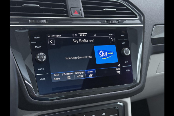 Volkswagen Tiguan 1.4 TSI eHybrid PHEV SUPER COMPLEET| SCHUIF/ KANTELDAK| DODE HOEK| ELEK. ACHTERKLEP| DIG. DASH | CAMERA| RIJKLAAR GELEVERD INCL. 12 MND BOVAG GARANTIE