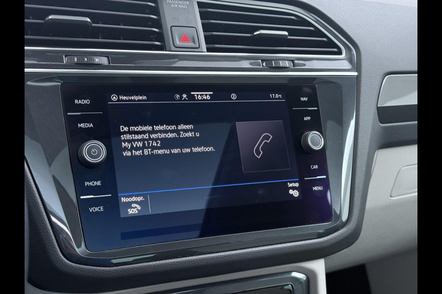 Volkswagen Tiguan 1.4 TSI eHybrid PHEV SUPER COMPLEET| SCHUIF/ KANTELDAK| DODE HOEK| ELEK. ACHTERKLEP| DIG. DASH | CAMERA| RIJKLAAR GELEVERD INCL. 12 MND BOVAG GARANTIE