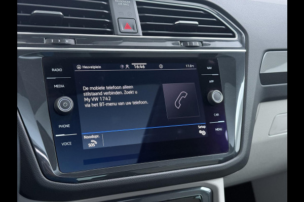 Volkswagen Tiguan 1.4 TSI eHybrid PHEV SUPER COMPLEET| SCHUIF/ KANTELDAK| DODE HOEK| ELEK. ACHTERKLEP| DIG. DASH | CAMERA| RIJKLAAR GELEVERD INCL. 12 MND BOVAG GARANTIE