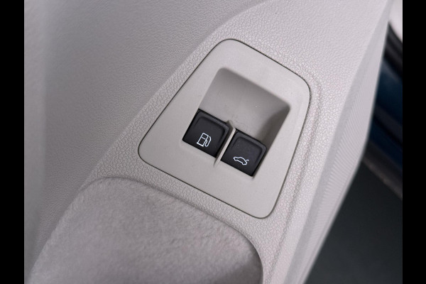 Volkswagen Tiguan 1.4 TSI eHybrid PHEV SUPER COMPLEET| SCHUIF/ KANTELDAK| DODE HOEK| ELEK. ACHTERKLEP| DIG. DASH | CAMERA| RIJKLAAR GELEVERD INCL. 12 MND BOVAG GARANTIE